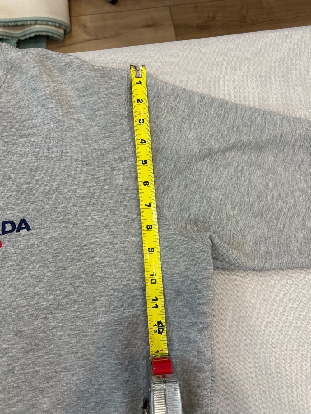 Vintage Roots Canada Gray Crewneck Sweatshirt #1563 - Picture 12 of 13